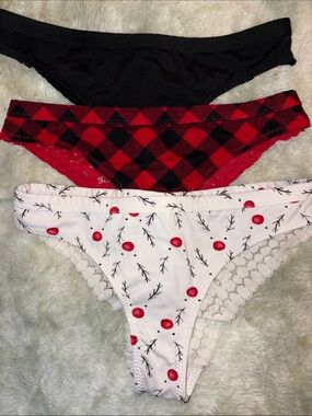 Jessica Simpson SZ SMALL Bikini lace sexy back Black Buffalo Plaid XMAS lingerie